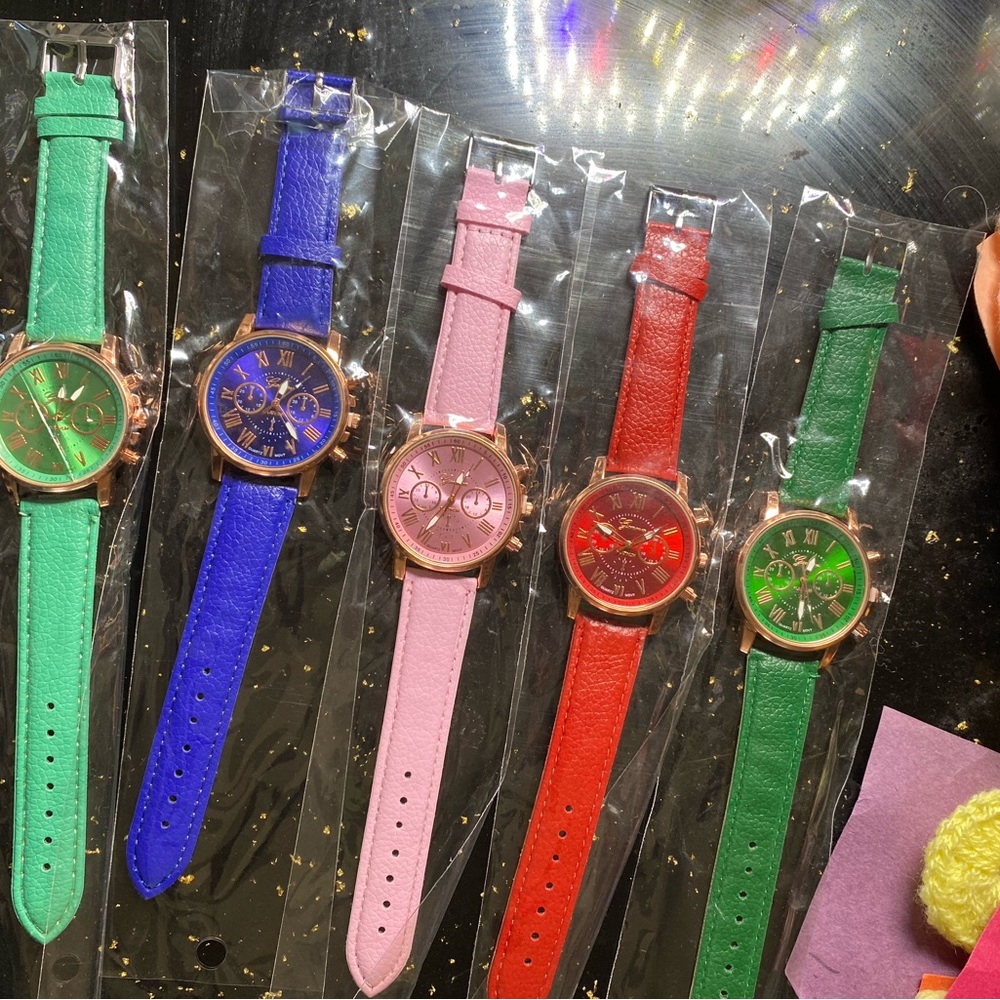 Set of 5 watches-ALL 5